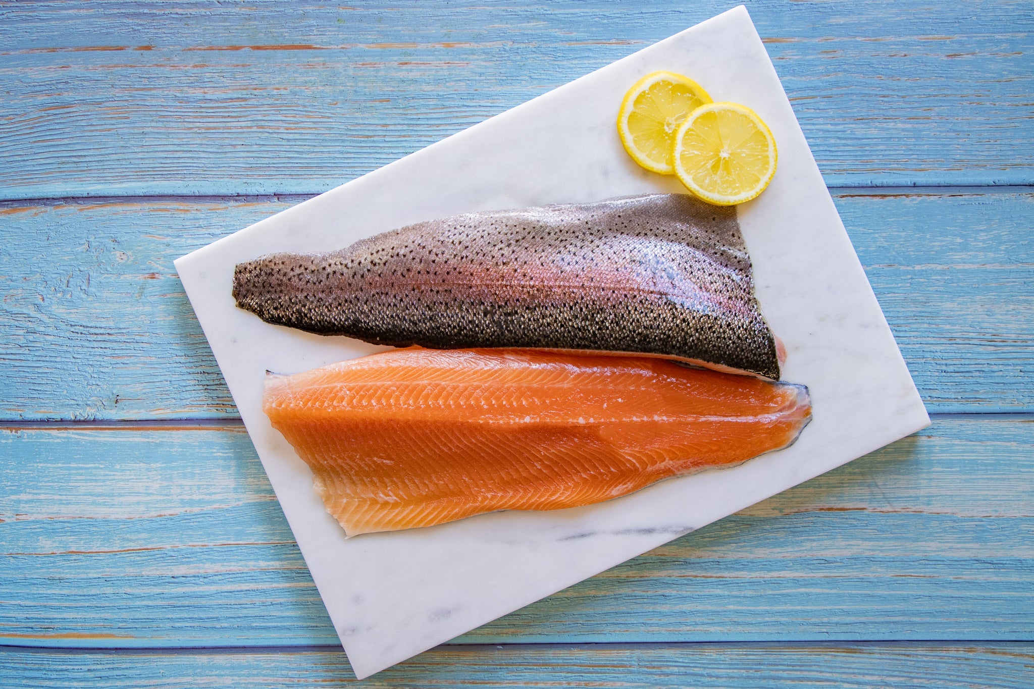 Lachsforellen-Filet mit Haut, frisch 600g/1200g, aus eigener Aufzucht ... Lachsforellen-Filet mit Haut, frisch 600g/1200g, aus eigener Aufzucht ...