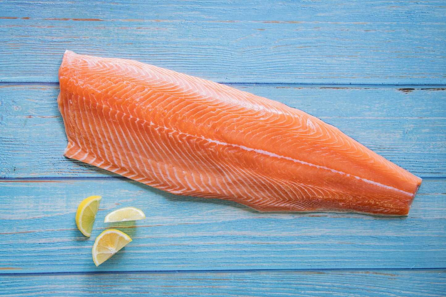 Frischer Lachs – ganze Filetseite (ca. 1,5 kg) – einzeln oder im Sparpaket